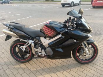 Honda VFR 6 поколение, 2002 г.