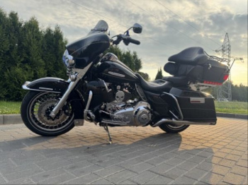 Harley-Davidson Electra Glide Ultra Limited (103 Twin Cam) pnevma, 2013 г.
