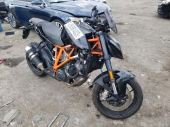 KTM 1290 super duke, 2014 г.
