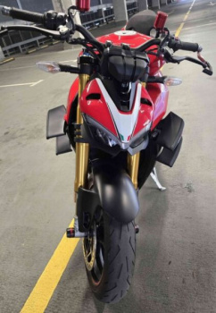 Ducati Streetfighter V4S, 2020 г.