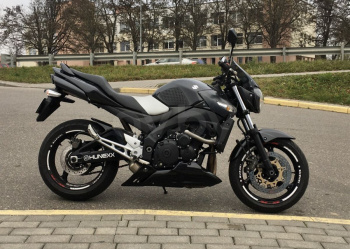 Suzuki GSR, 2008 г.