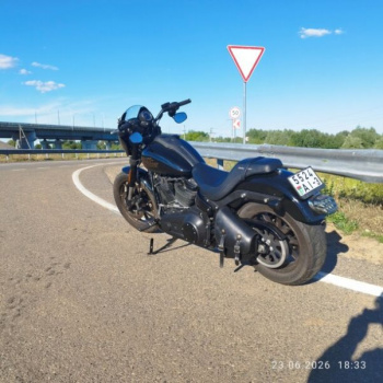 Harley-Davidson Softail Fxlrs, 2022 г.