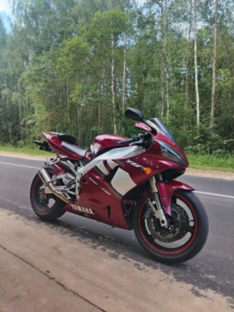 Yamaha YZF, 2001 г.