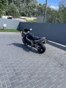 Yamaha YZF thunderace, 2001 г.