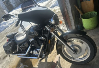 Honda VT 1100, 2000 г.