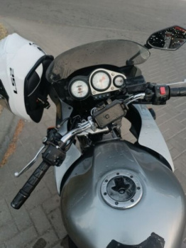 Kawasaki ZR 750F, 2001 г.