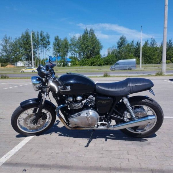 Triumph Thruxton, 2012 г.