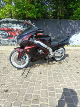 Yamaha YZF, 1996 г.