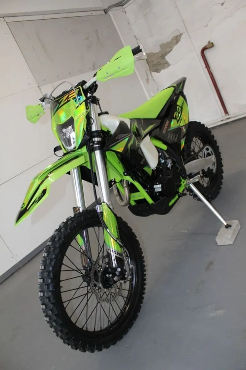 Кроссовый Racer Z 3, 2025 г.