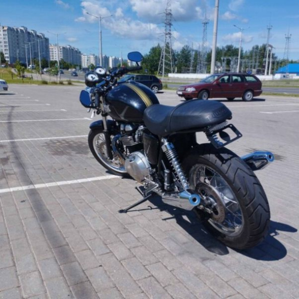Triumph Thruxton, 2012 г.