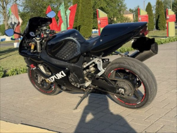 Suzuki GSX-R, 2001 г.