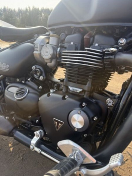 Triumph Bonneville Bobber Black, 2020 г.