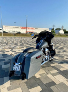 Harley-Davidson Road Glide FLTRX, 2015 г.