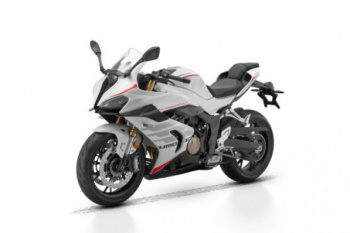 QJ MOTOR SRK 800 RR REST, 2026 г.