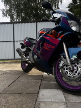 Yamaha YZF, 1994 г.