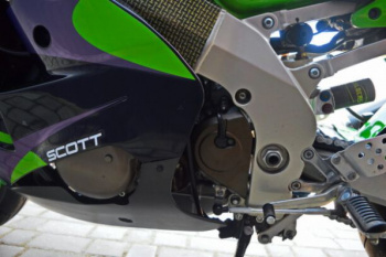 Kawasaki Ninja ZX9R, 2002 г.