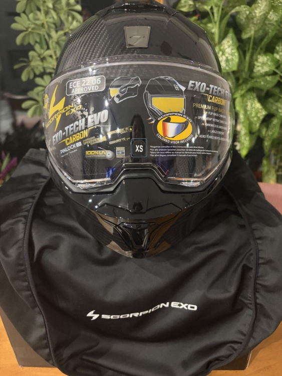 ШЛЕМ SCORPION EXO-TECH EVO CARBON SOLID NOIR (03