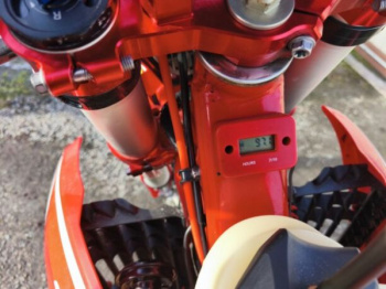 Regulmoto Holeshot Red Edition, 2024 г.