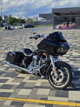 Harley-Davidson Road Glide FLTRX, 2018 г.