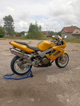 Honda VTR, 1998 г.