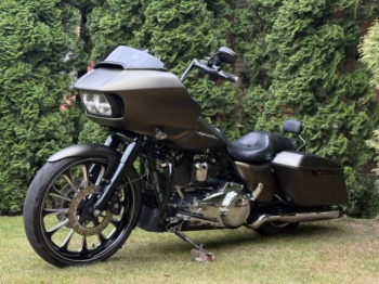 Harley-Davidson Road Glide FLTRXS, 2017 г.
