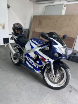 Suzuki GSX-R 600, 2002 г.