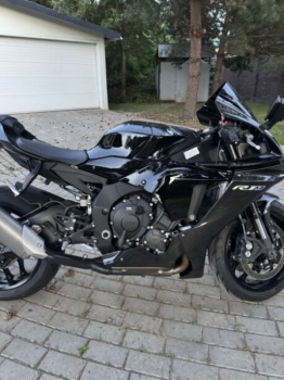 Yamaha YZF R1, 2023 г.