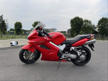 Honda VFR, 2003 г.