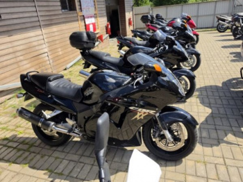 Honda CBR Хх, 1997 г.
