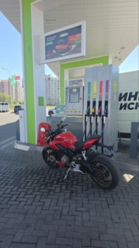 Ducati Streetfighter V4s, 2021 г.