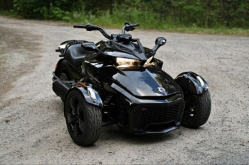 BRP Can-Am Spyder F3-S, 2023 г.