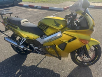 Honda VFR, 1999 г.