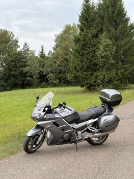 Спорт-турист Yamaha FJR, 2005 г.