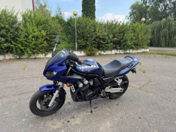 Yamaha FZS, 2002 г.