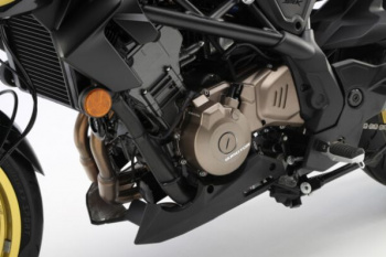 QJ MOTOR SRK 400, 2026 г.