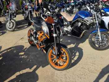 KTM 390, 2015 г.