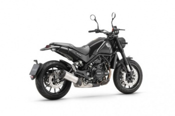 Benelli Leoncino 500, 2026 г.