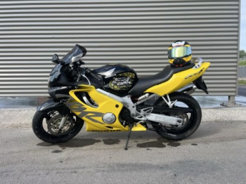 Honda CBR, 2000 г.