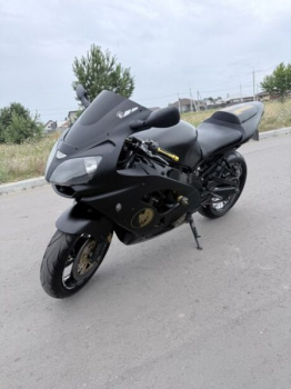 Kawasaki Ninja ZX9R, 2001 г.