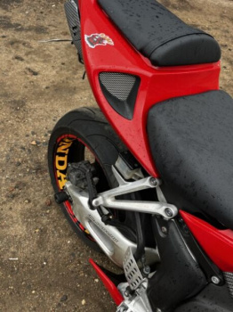 Honda CBR 1000 RR Fireblade, 2004 г.