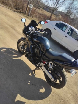 Yamaha FZS, 2002 г.