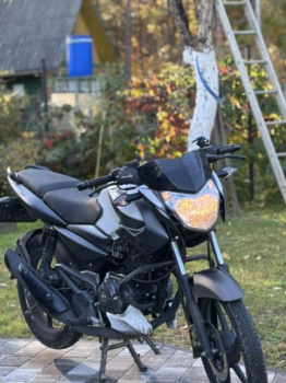 BAJAJ Pulsar, 2024 г.