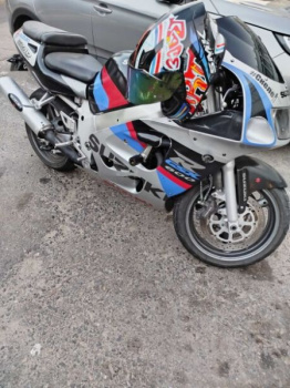 Suzuki GSX-R, 1998 г.