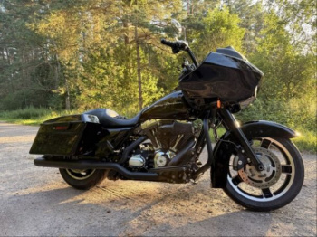 Harley-Davidson Road Glide FLTRX Black, 2011 г.