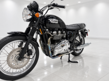 Triumph Bonneville Т100, 2007 г.