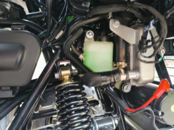 Hummer 250 EFI Touring, 2026 г.