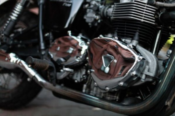 Triumph Bonneville t100, 2004 г.