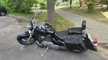 Suzuki VL800, 2001 г.