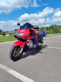 Honda CBR f4, 1999 г.