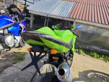 Kawasaki Ninja Zx10r, 2004 г.